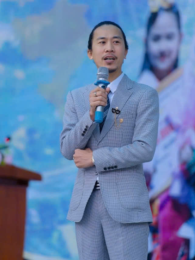 Festival "Trái tim Việt Nam" phát động chiến dịch "Vạn cờ Tổ quốc tung bay" tại Nhật Bản - Ảnh 4. Festival "Trái tim Việt Nam" phát động chiến dịch "Vạn cờ Tổ quốc tung bay" tại Nhật Bản - Ảnh 4.